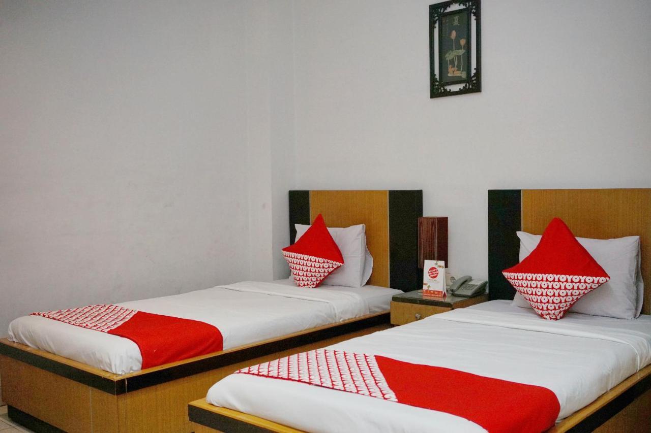 OYO 2291 Hotel Bahagia Makassar Bagian luar foto